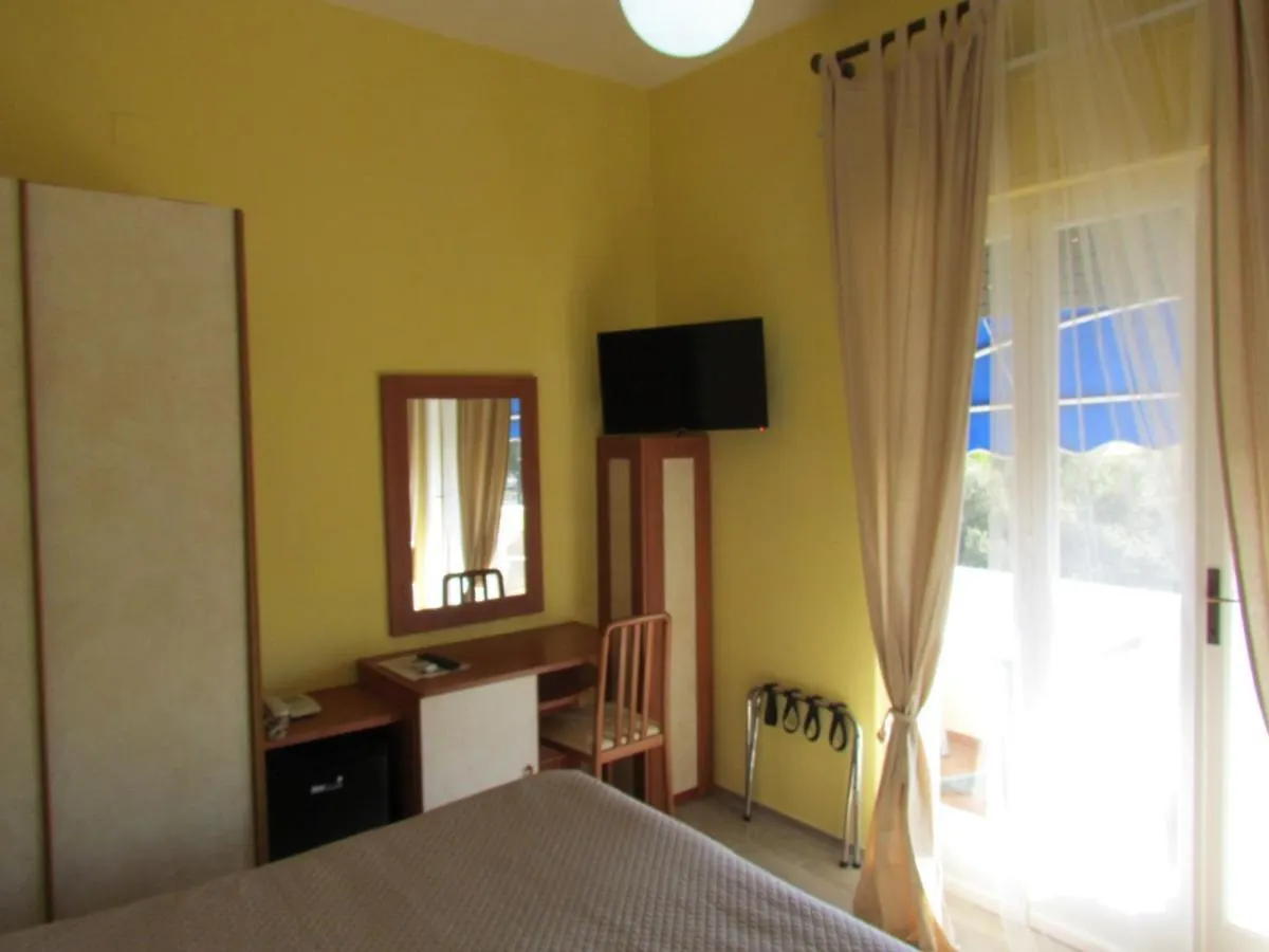 Hotel Villa Colombo Lido di Camaiore 3*,  Włochy