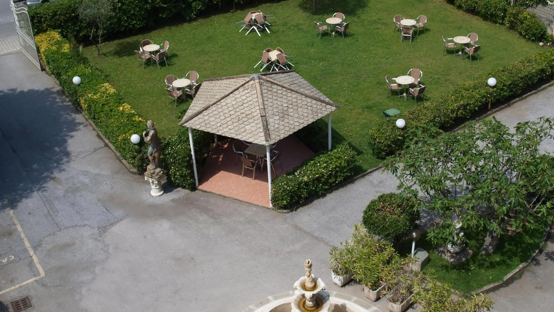 Hotel Villa Colombo Lido di Camaiore 3*,  Włochy
